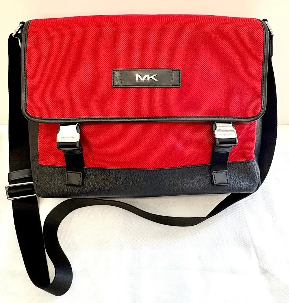 MICHAEL KORS Messenger Bag in Red & Black - Mint Condition - Retail: $280
